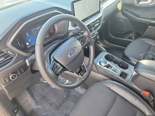 Certified 2024 Ford Escape SE FWD image 18