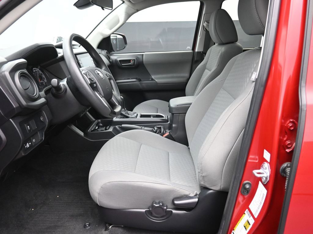 Used 2022 Toyota Tacoma SR image 21