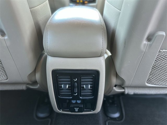 Used 2019 Jeep Grand Cherokee Limited w/ Trailer Tow Group IV image 24