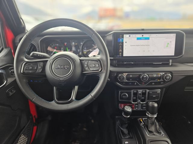 Used 2024 Jeep Wrangler Unlimited Rubicon 4xe AWD/4WD image 14