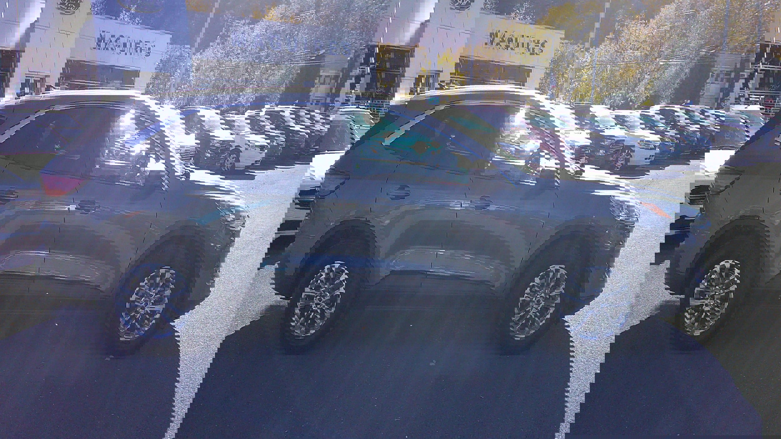 Certified 2022 Ford Escape SE w/ Cold Weather Package image 5