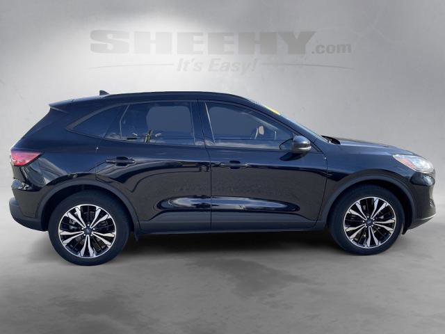 Certified 2022 Ford Escape SE w/ SE Sport Appearance Package image 10