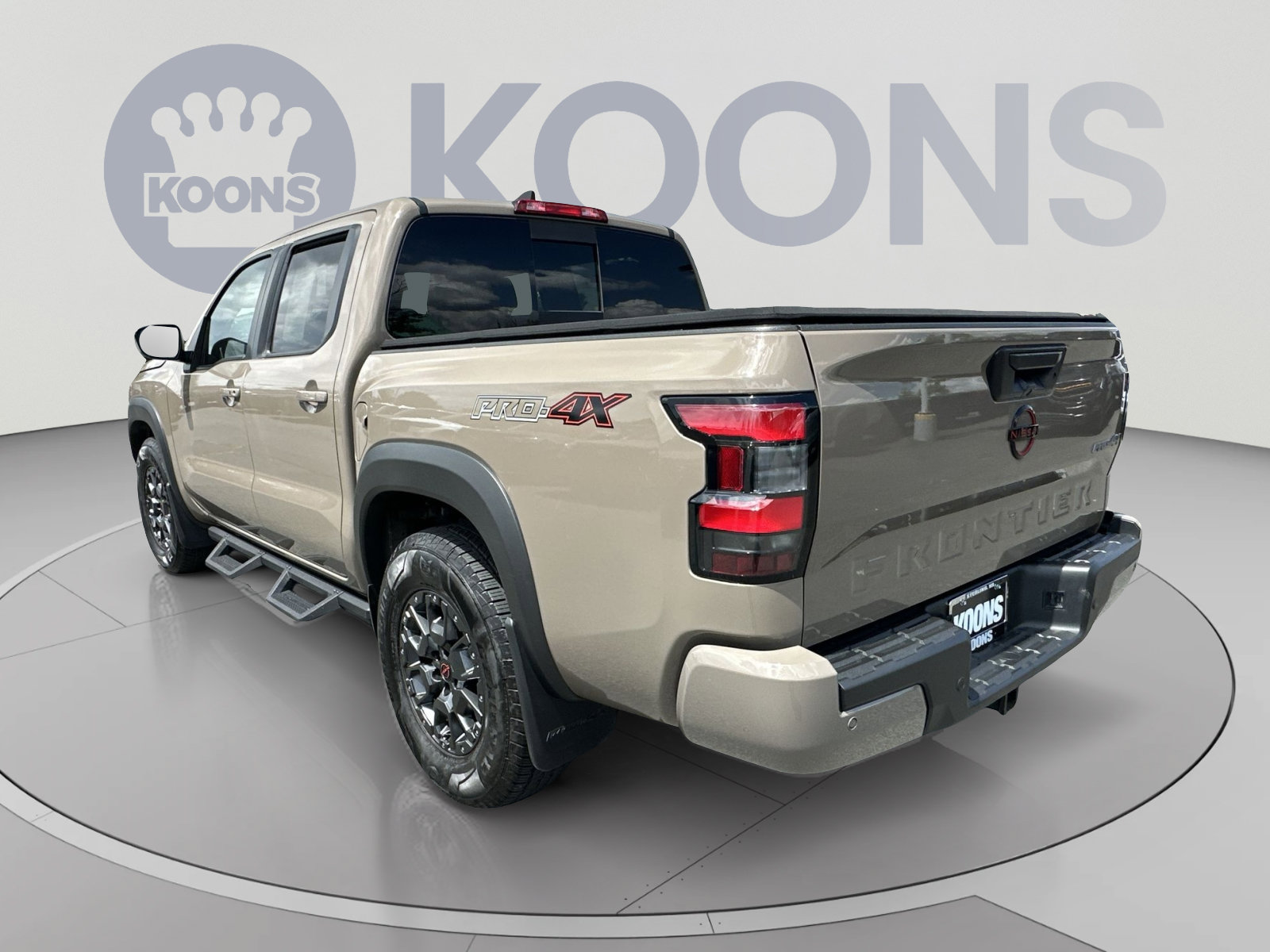 Used 2023 Nissan Frontier PRO-4X w/ Pro-4X Premium Package AWD/4WD image 8