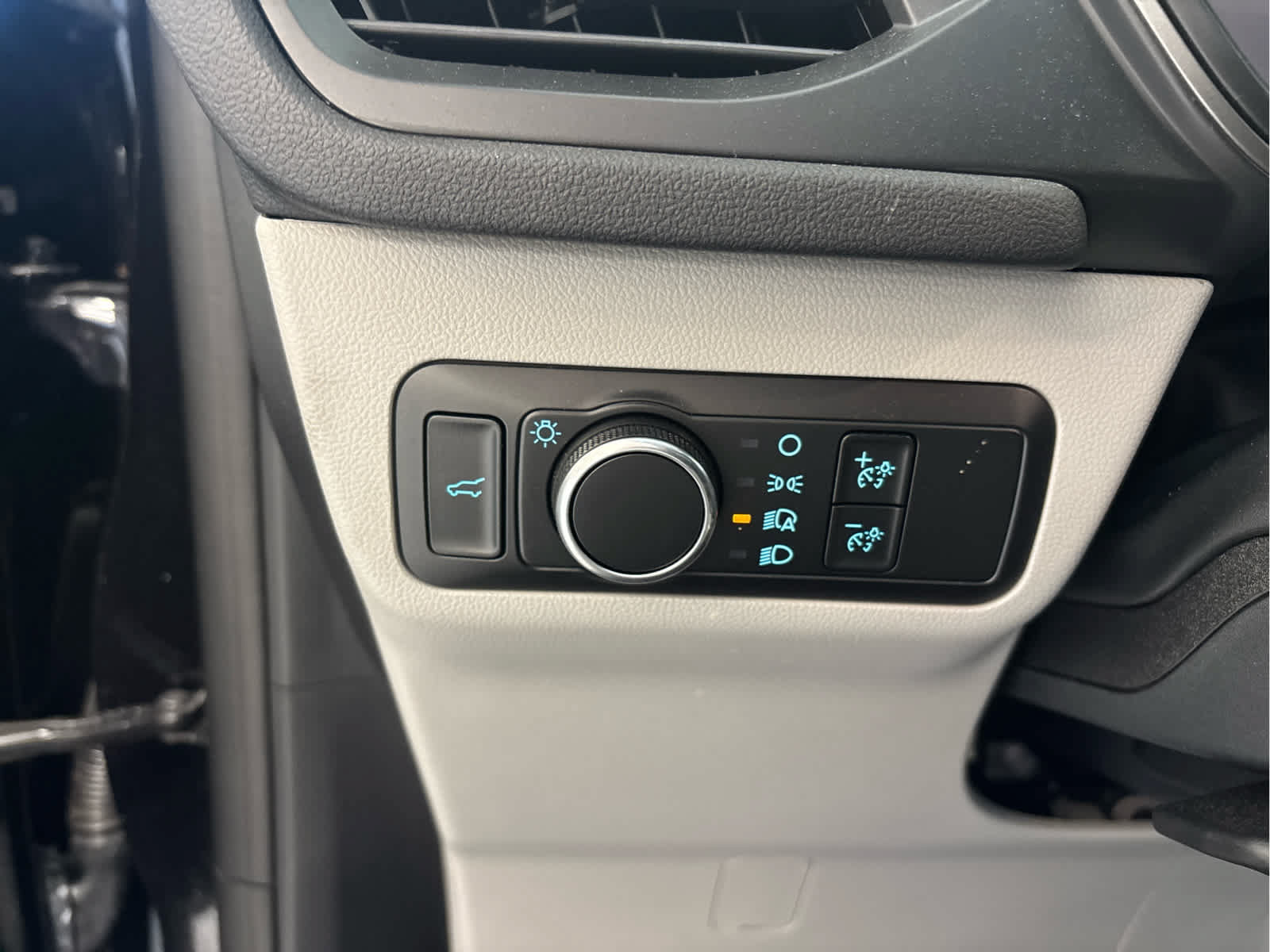 Certified 2023 Ford Escape Active AWD/4WD image 22