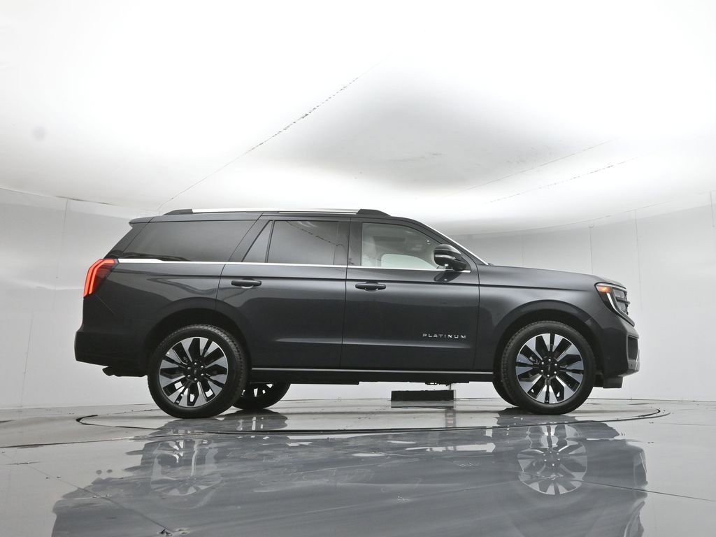 Certified 2025 Ford Expedition Platinum w/ Driver's Package AWD/4WD image 54