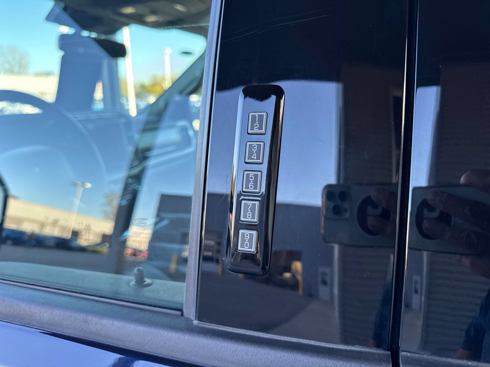 Certified 2023 Ford F250 Lariat w/ Sport Appearance Package AWD/4WD image 28