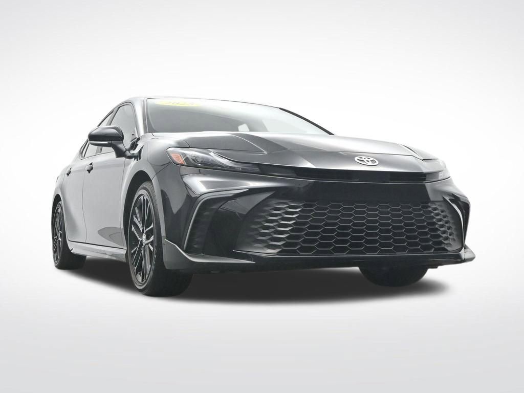 Used 2025 Toyota Camry SE w/ Convenience Package FWD image 34