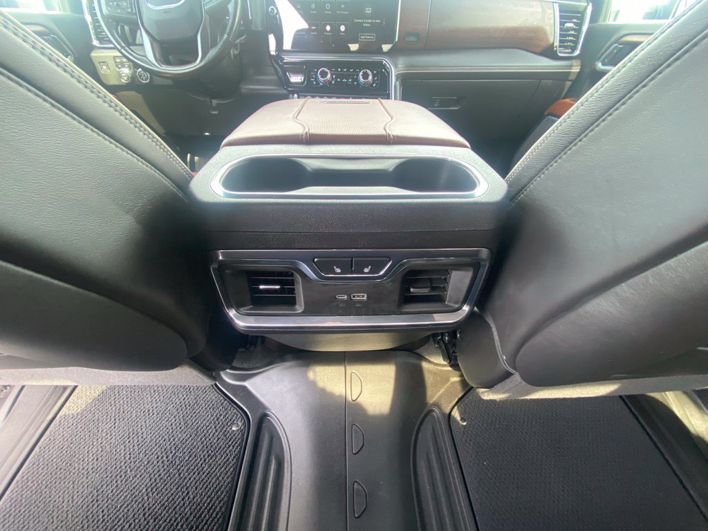 Used 2024 GMC Sierra 2500 Denali Ultimate AWD/4WD image 24