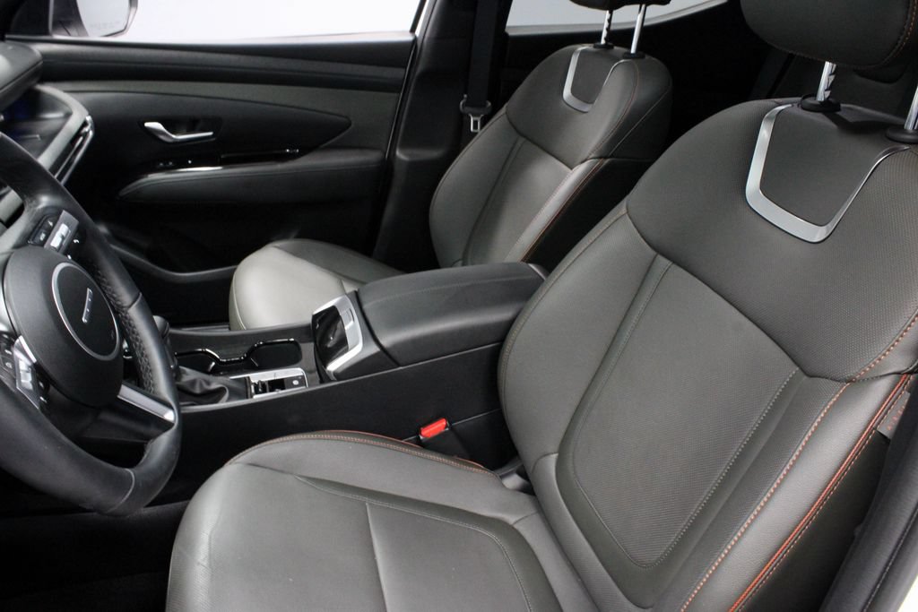 Used 2025 Hyundai Santa Cruz Limited AWD/4WD image 24