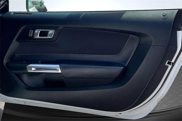 Certified 2022 Ford Mustang Convertible image 14