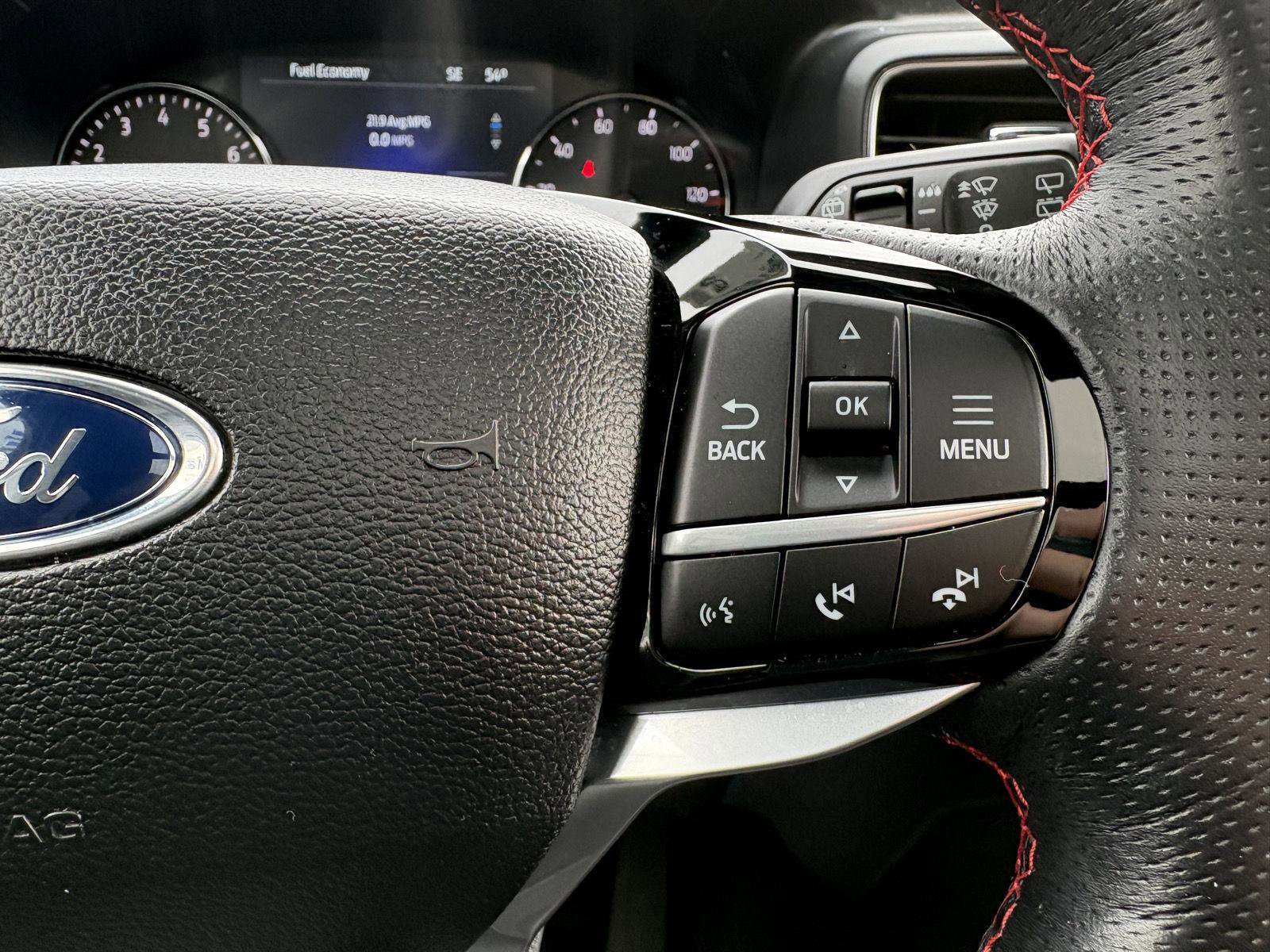 Certified 2022 Ford Explorer ST-Line w/ Class IV Trailer Tow Package image 11