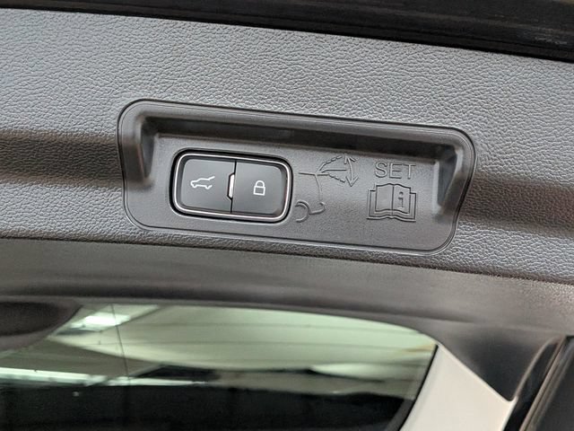 Certified 2025 Ford Explorer Active AWD/4WD image 21