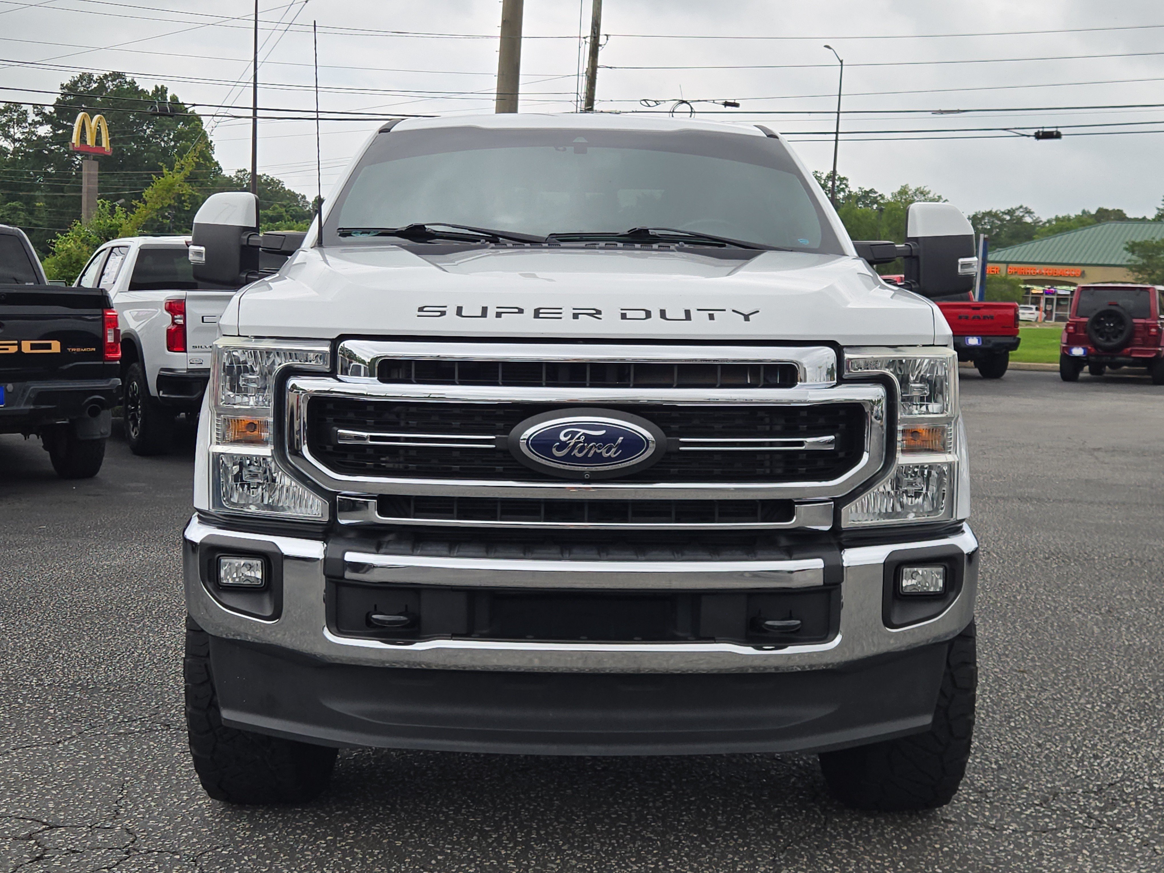 Certified 2022 Ford F350 Lariat w/ Lariat Value Package AWD/4WD image 3