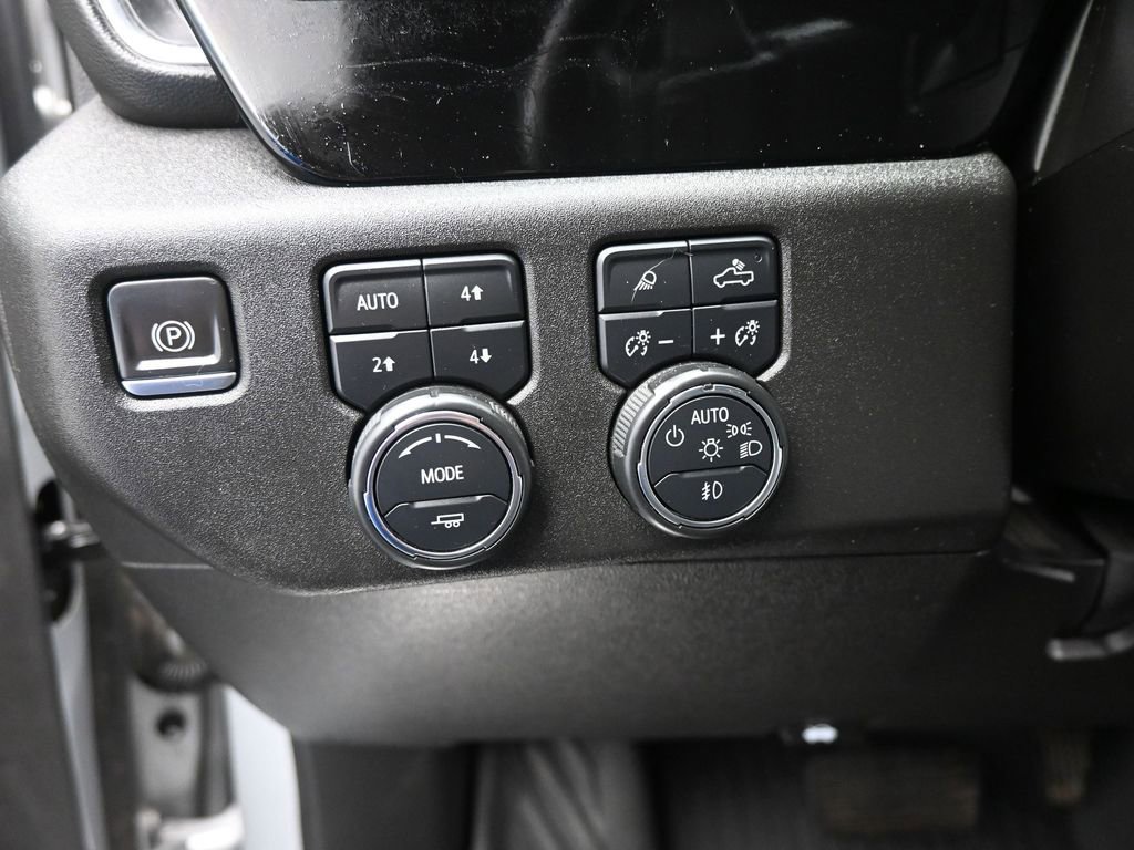 Used 2022 Chevrolet Silverado 1500 RST image 12