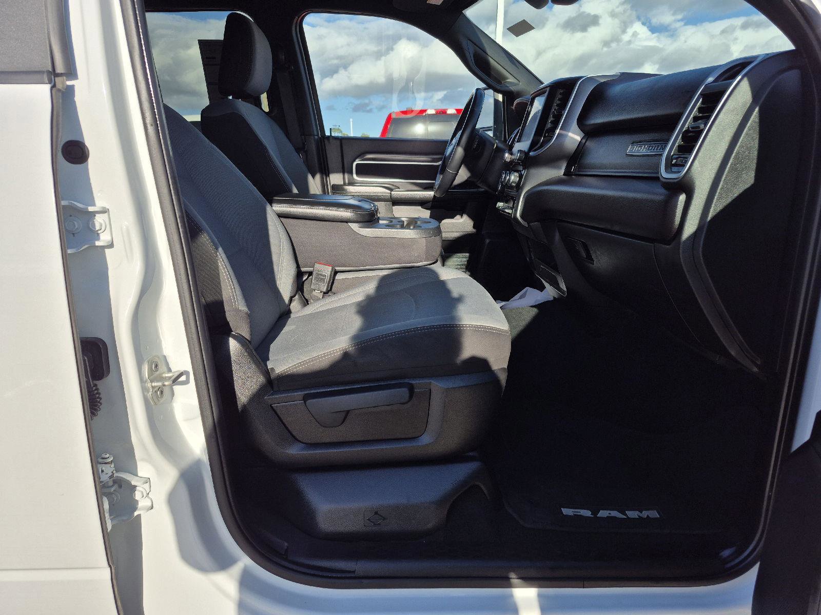 Used 2024 RAM 2500 Big Horn image 23