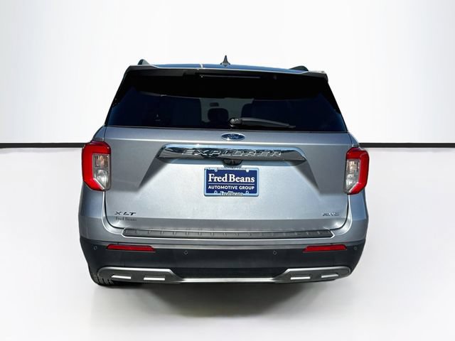 Certified 2021 Ford Explorer XLT w/ Equipment Group 202A AWD/4WD image 9