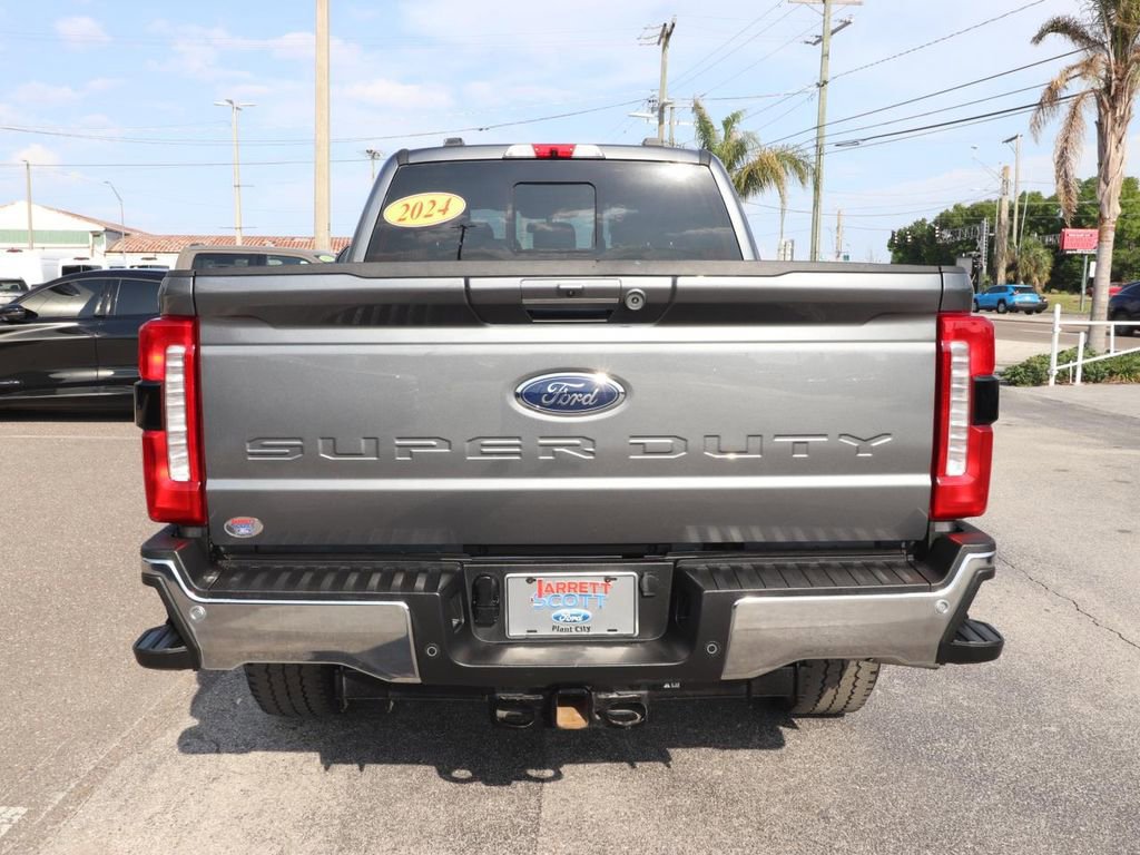 Certified 2024 Ford F350 Lariat w/ Lariat Ultimate Package image 4