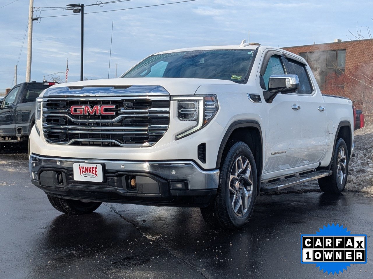 Used 2024 GMC Sierra 1500 SLT w/ SLT Premium Plus Package