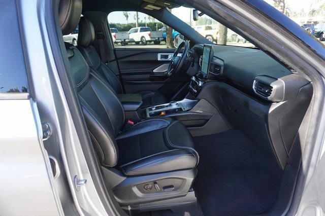 Certified 2022 Ford Explorer ST w/ Equipment Group 401A image 8