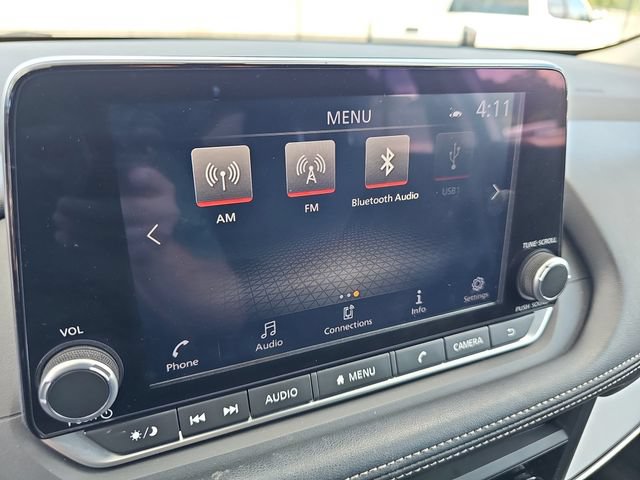 Used 2024 Nissan Rogue SV FWD image 27