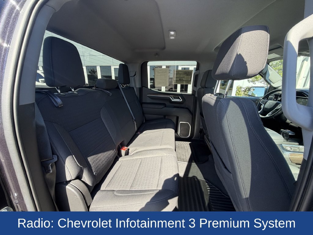 Used 2022 Chevrolet Silverado 1500 RST w/ Z71 Off-Road Package AWD/4WD image 21