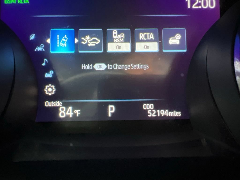 Used 2020 Toyota Camry XSE FWD image 4