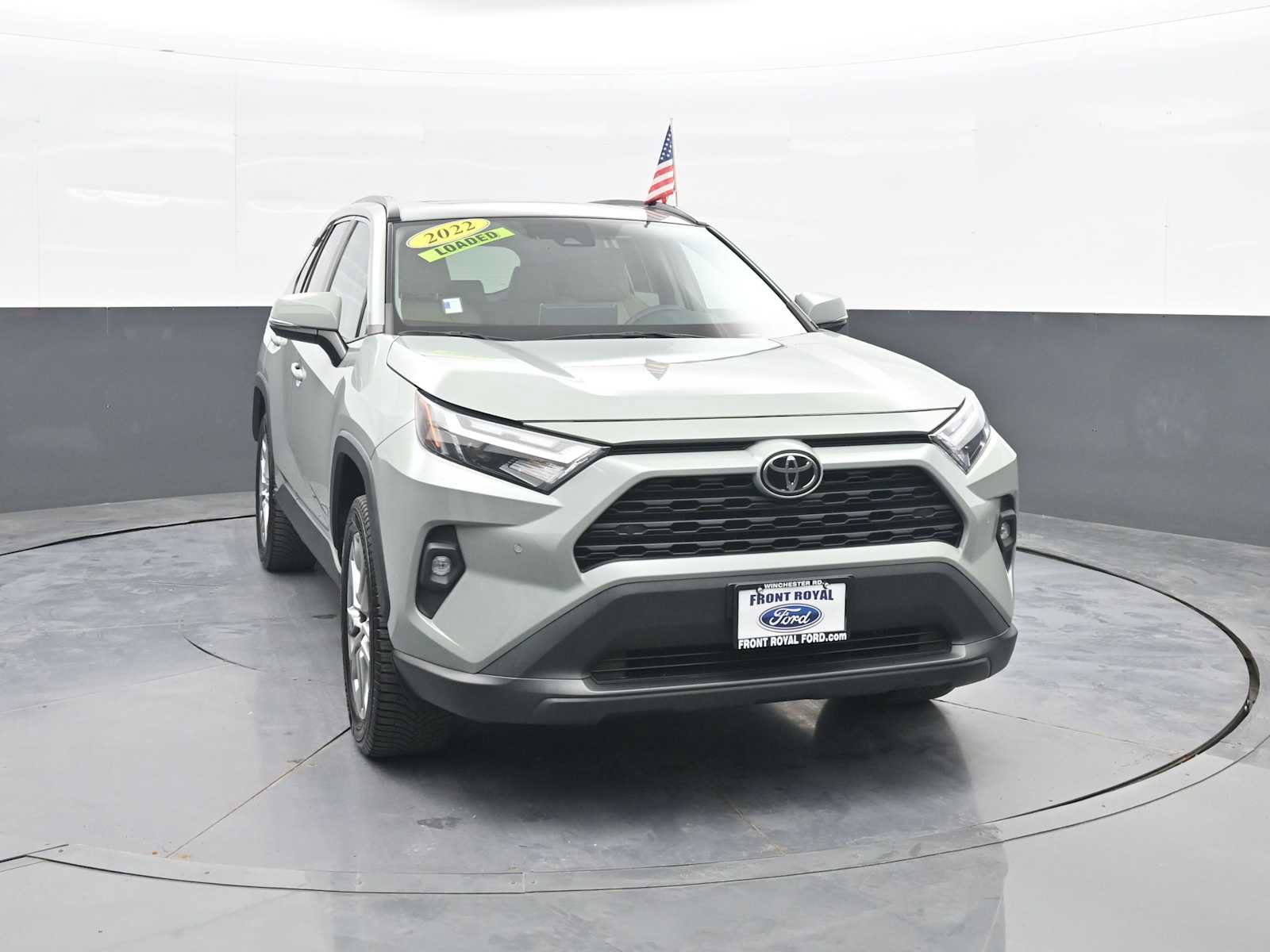 Used 2022 Toyota RAV4 XLE Premium AWD/4WD image 2