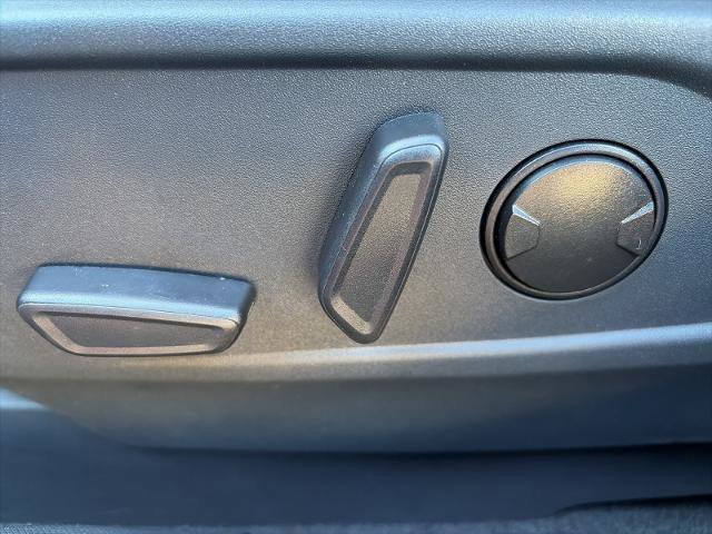 Certified 2025 Ford Mustang Mach-E Premium image 31