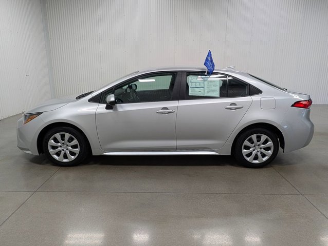 Used 2024 Toyota Corolla LE image 4