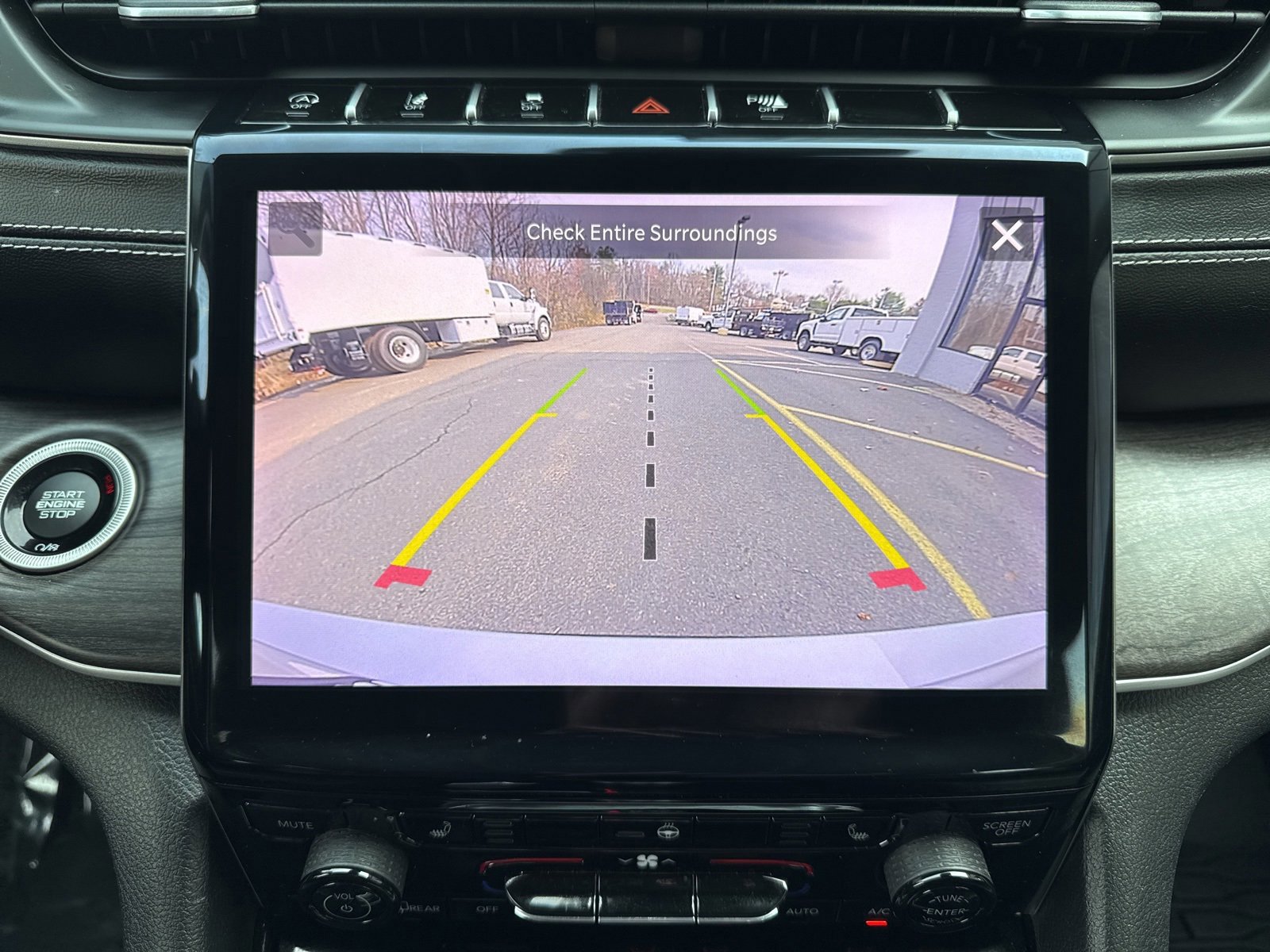 Used 2021 Jeep Grand Cherokee L Limited image 24