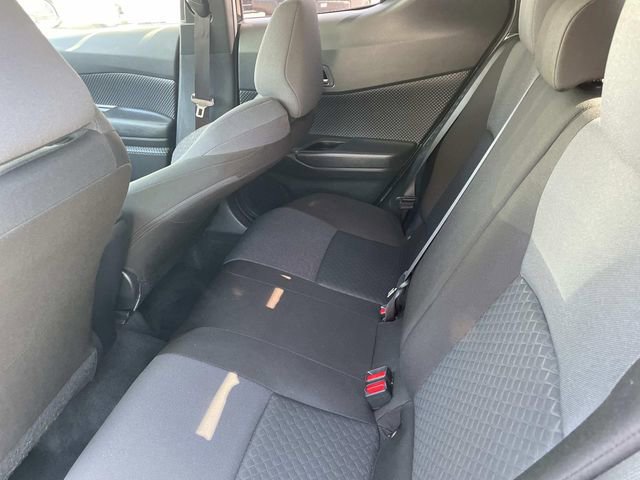 Used 2021 Toyota C-HR LE image 22