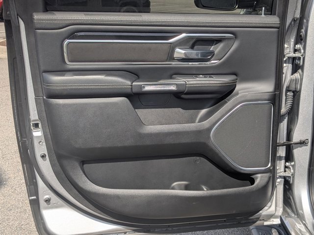 Used 2022 RAM 1500 Laramie AWD/4WD image 28