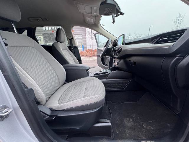 Certified 2020 Ford Escape SE image 28
