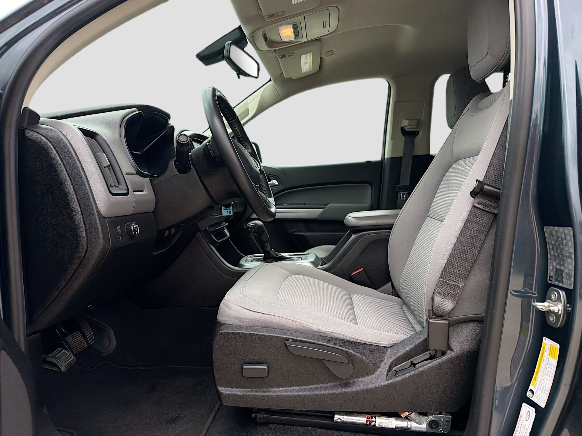 Used 2020 Chevrolet Colorado LT w/ LT Convenience Package RWD image 21