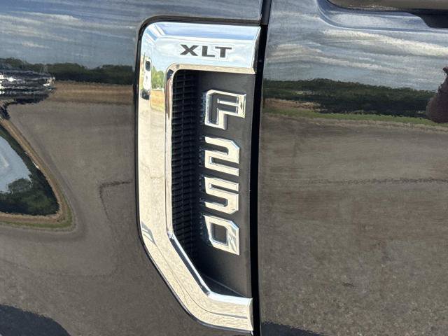 Certified 2021 Ford F250 XLT AWD/4WD image 12