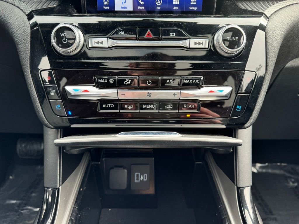 Certified 2022 Ford Explorer ST w/ ST Street Pack image 19