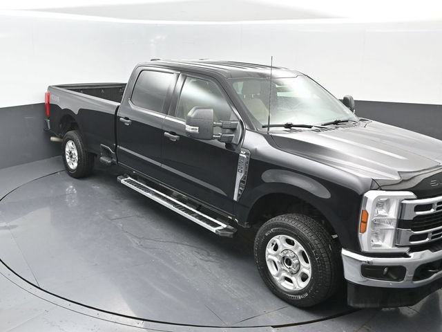 Certified 2025 Ford F250 XLT AWD/4WD image 17