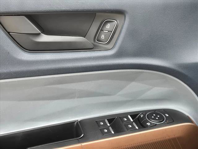 Certified 2022 Ford Maverick Lariat w/ Lariat Luxury Package image 9