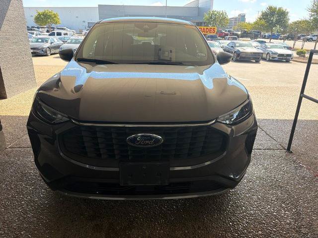 Certified 2025 Ford Escape Active FWD image 2