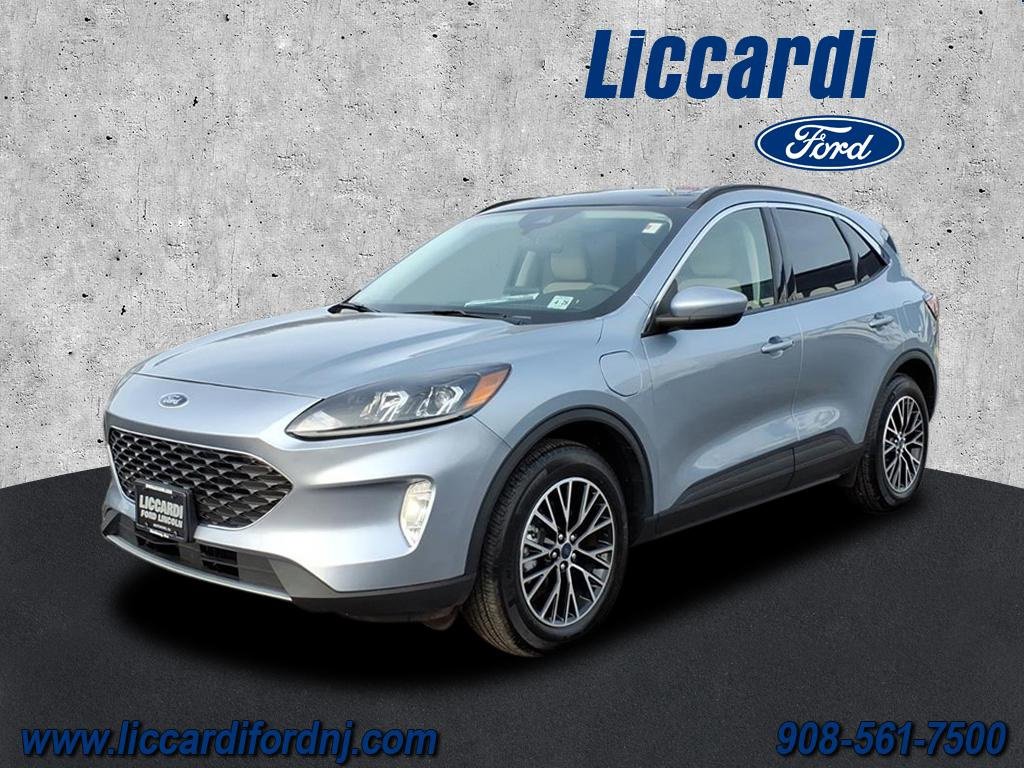 Certified 2022 Ford Escape SEL w/ Technology Package image 3