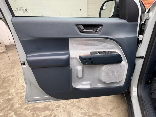 Certified 2022 Ford Maverick XLT image 11