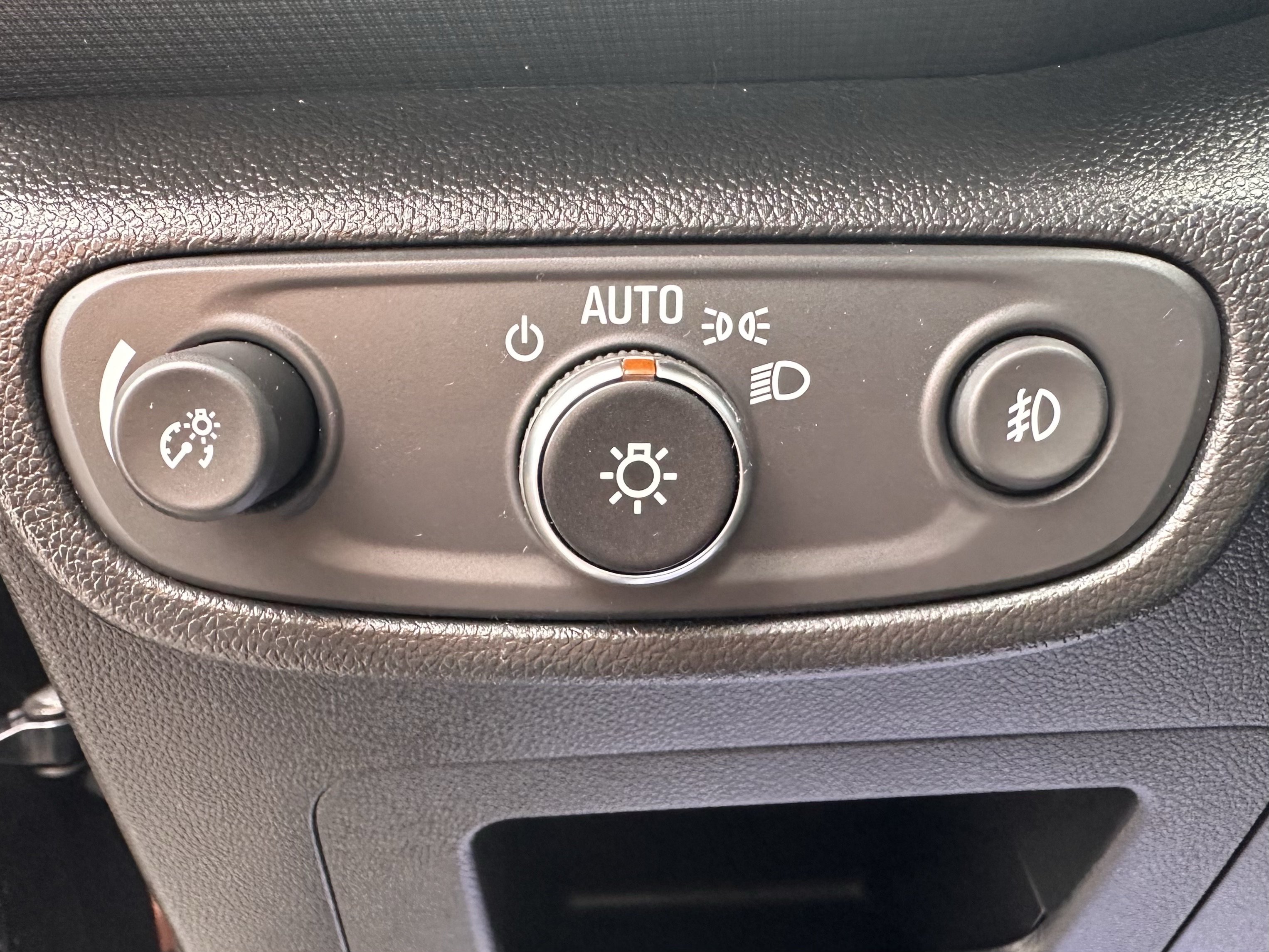 Used 2021 Chevrolet TrailBlazer LT AWD/4WD image 19