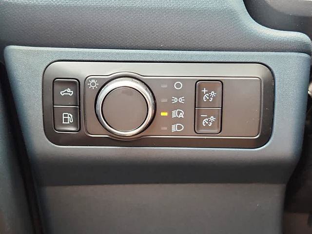 Certified 2025 Ford Maverick XL FWD image 16