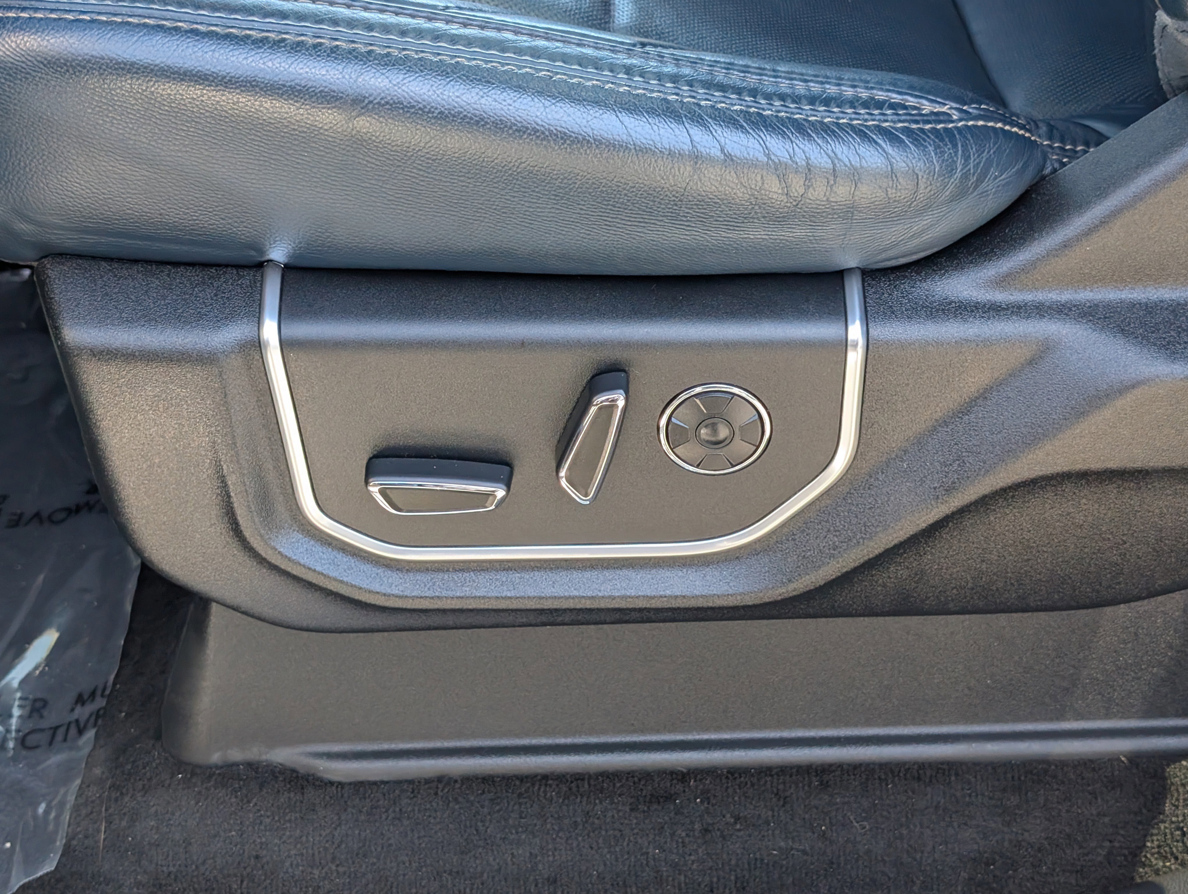 Certified 2018 Ford F150 Limited w/ Trailer Tow Package image 20