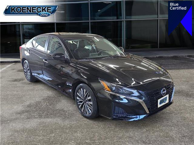 Used 2023 Nissan Altima 2.5 SV image 1