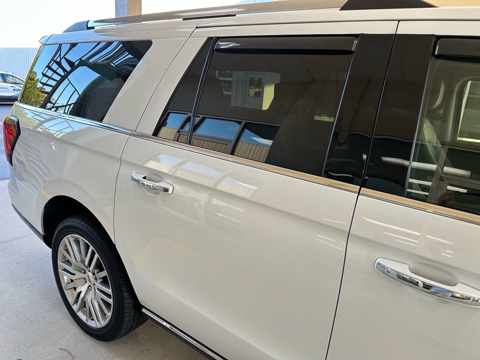 Certified 2024 Ford Expedition Max Limited AWD/4WD image 10