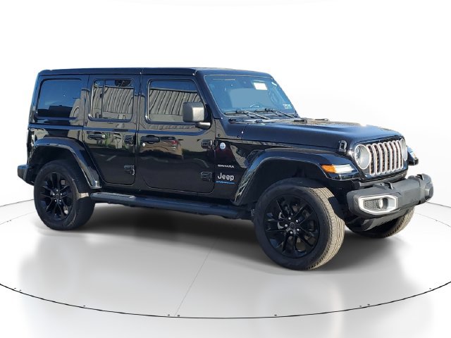 Used 2024 Jeep Wrangler Unlimited Sahara AWD/4WD image 2