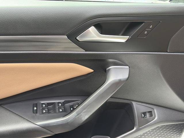 Used 2019 Volkswagen Jetta SEL FWD image 25