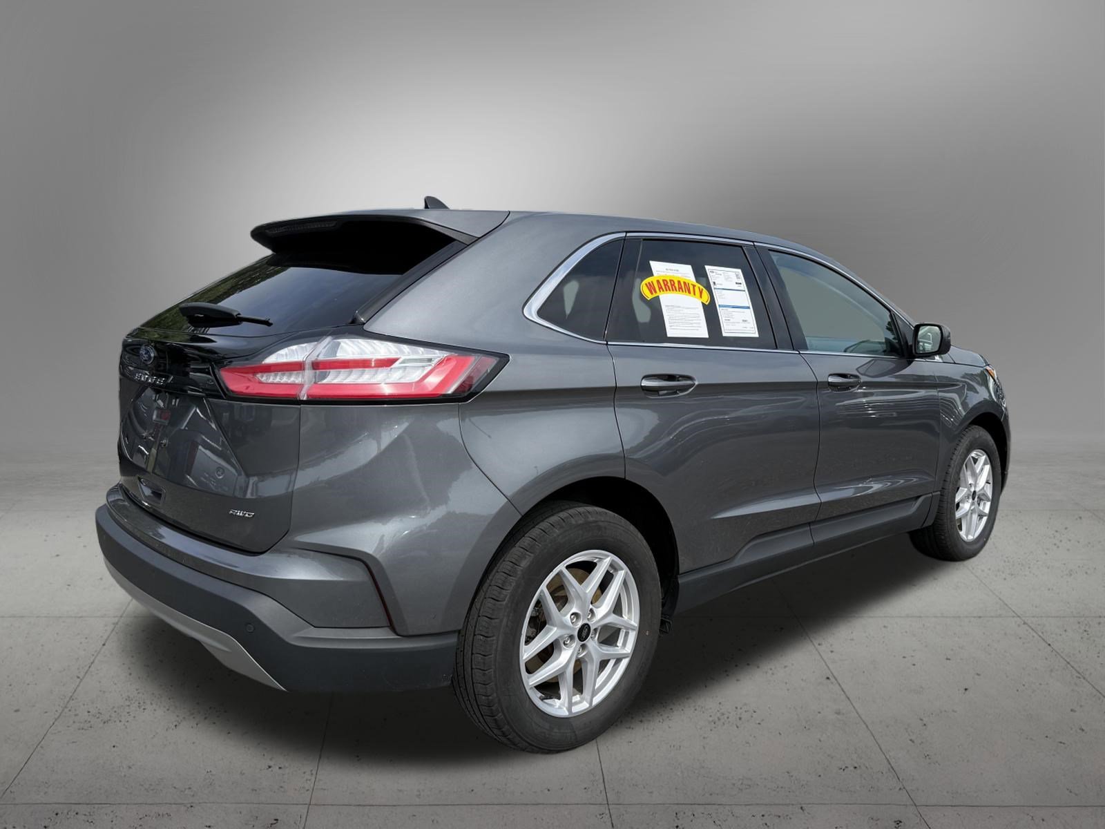 Certified 2024 Ford Edge SEL AWD/4WD image 4