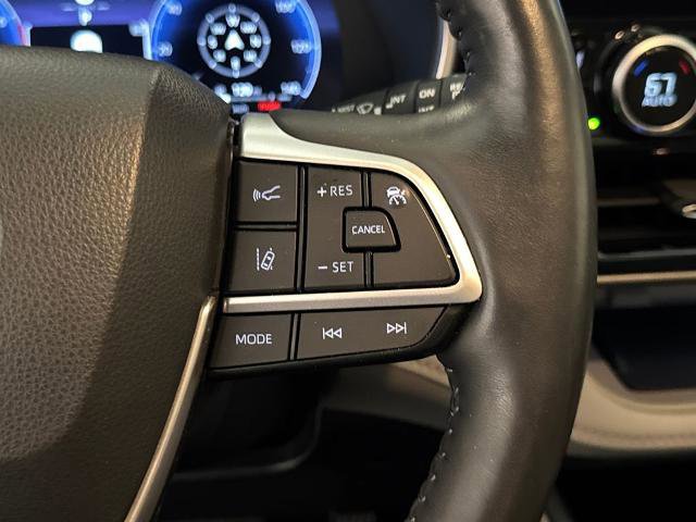 Used 2023 Toyota Highlander L image 22